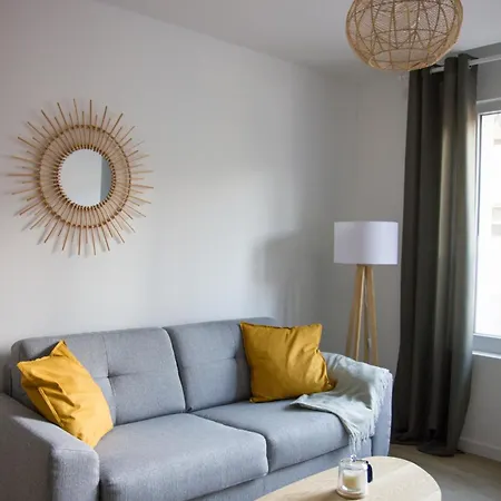 Apartment L'olivier - Moderne Et Chaleureux - Tram Et Parc *